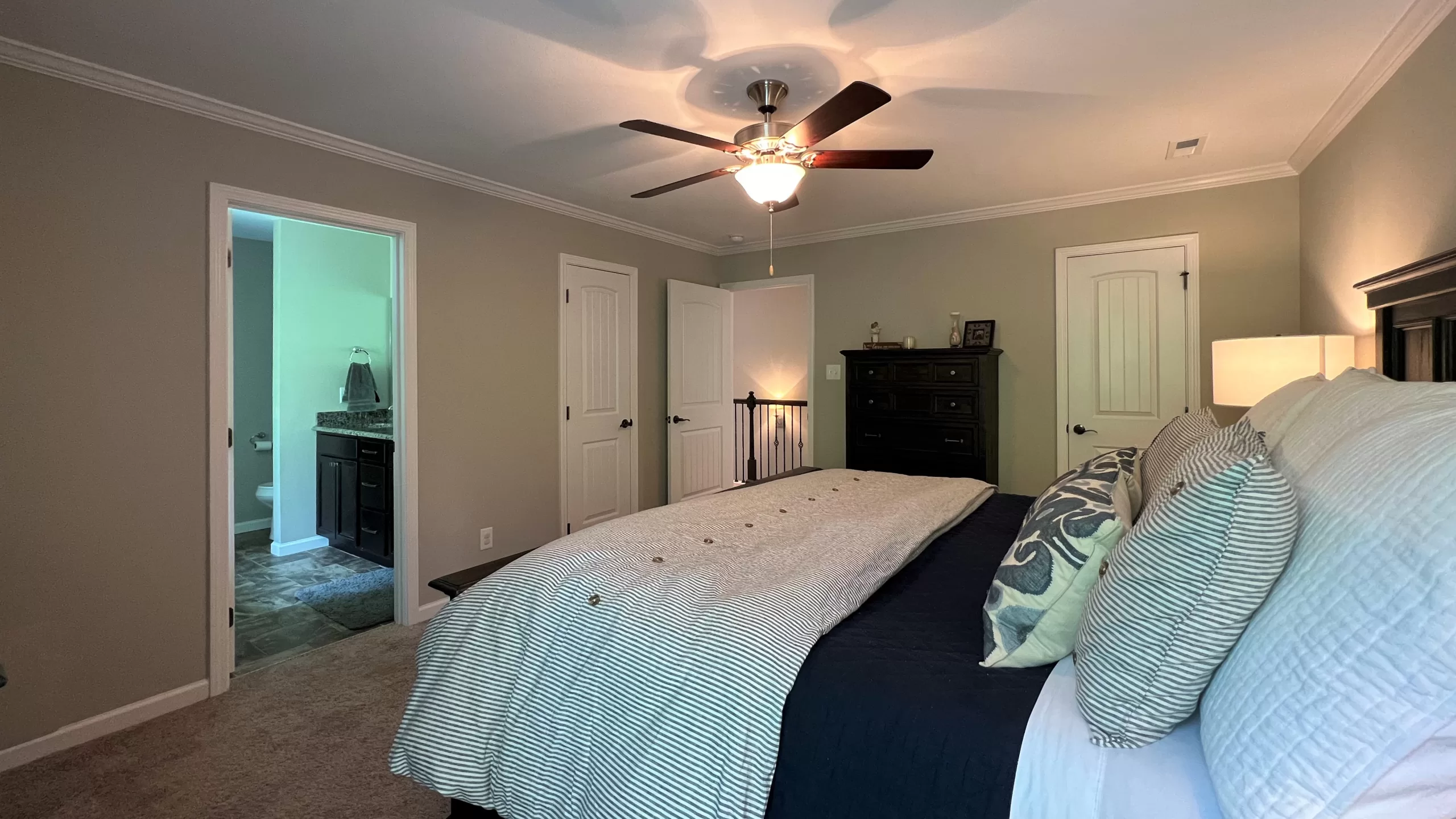 Master Bed Spencer Ridge