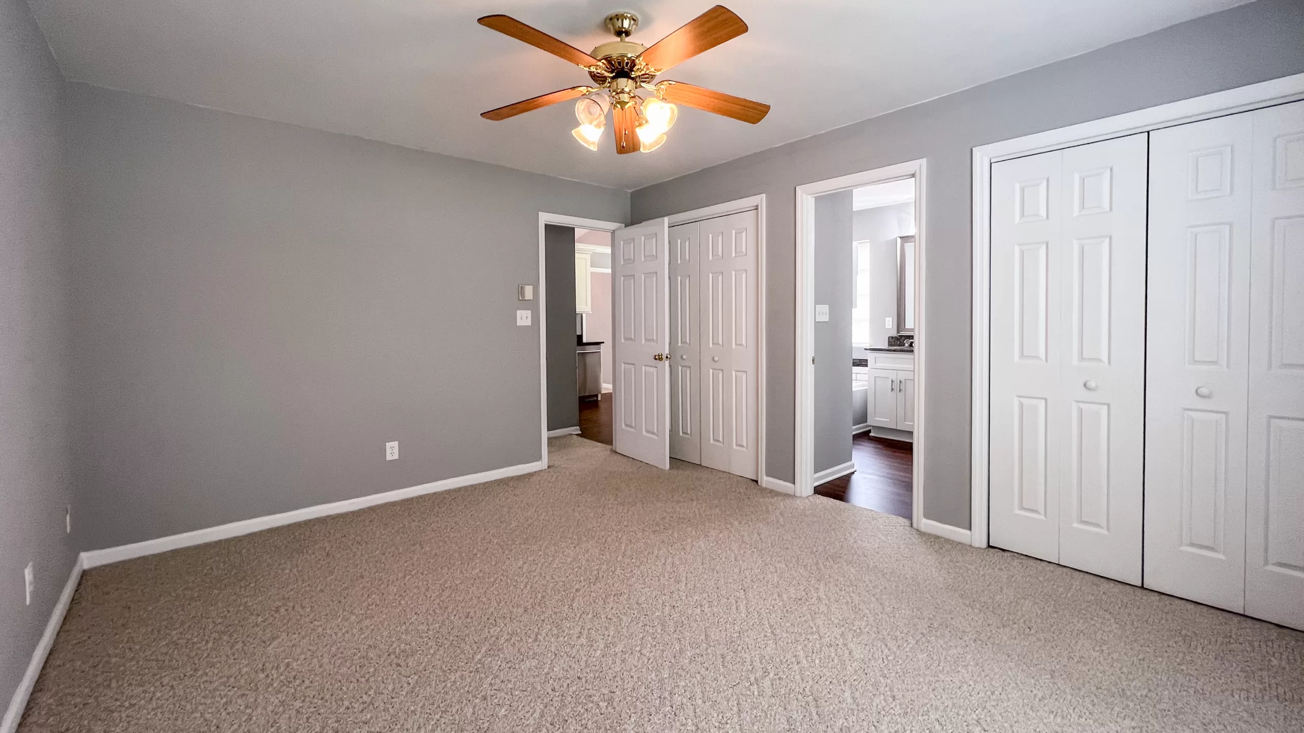 Emerald Heath Master Bed